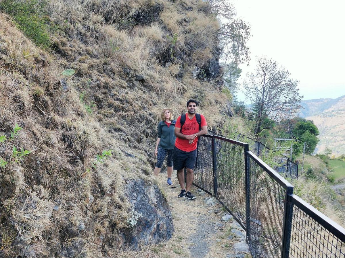 Neha Homestay Shimla Bagian luar foto