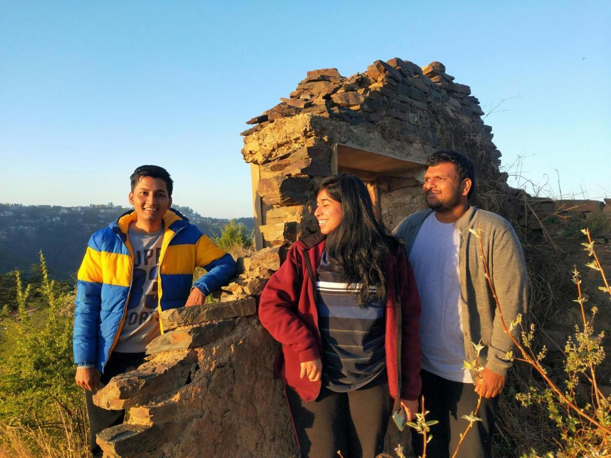 Neha Homestay Shimla Bagian luar foto